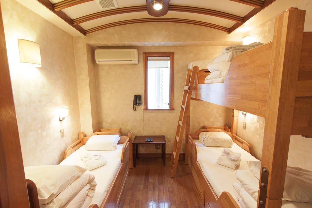 Capsule Inn Osaka Exterior photo